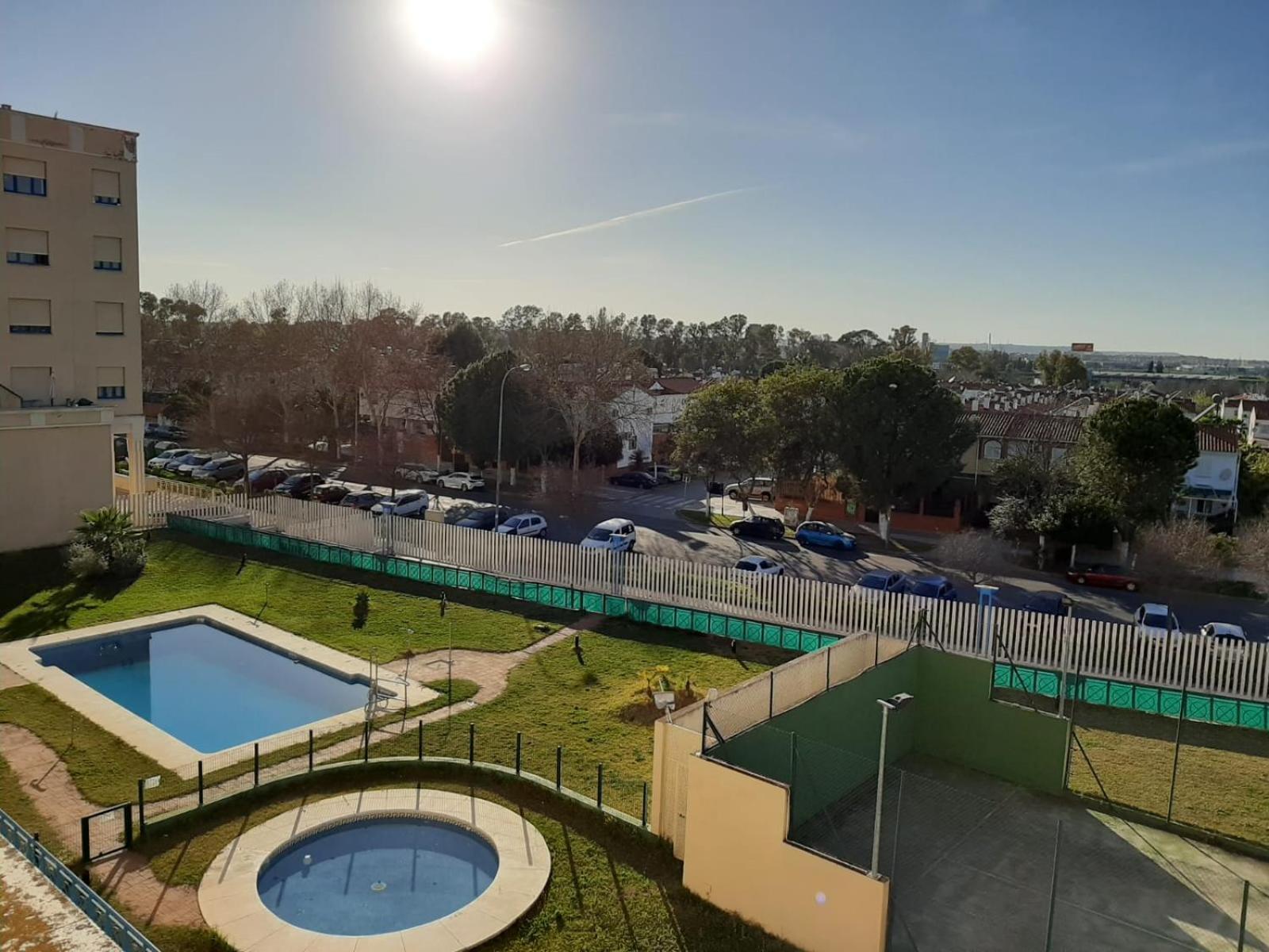 Fibes Lux Sevilla Este. Kültér fotó